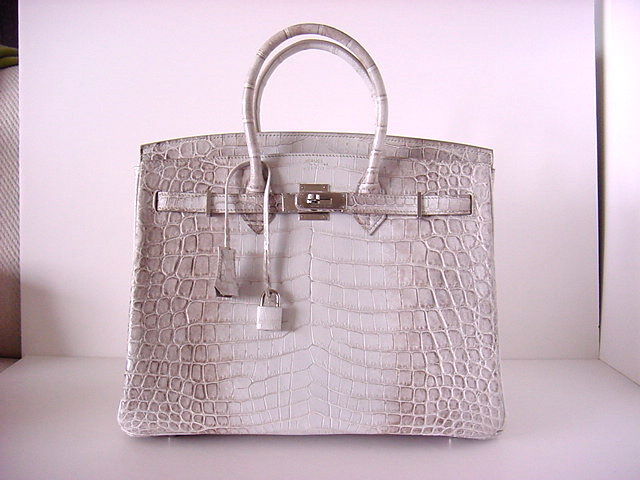 One of the most rare bags made by HERMES, the 35cm is even more rare to find! <br />
This exquisite HIMALAYA Nilocticus matte Crocodile is especially stunning as the bag is quite white with the soft taupe edges. <br />
The Palladium hardware
