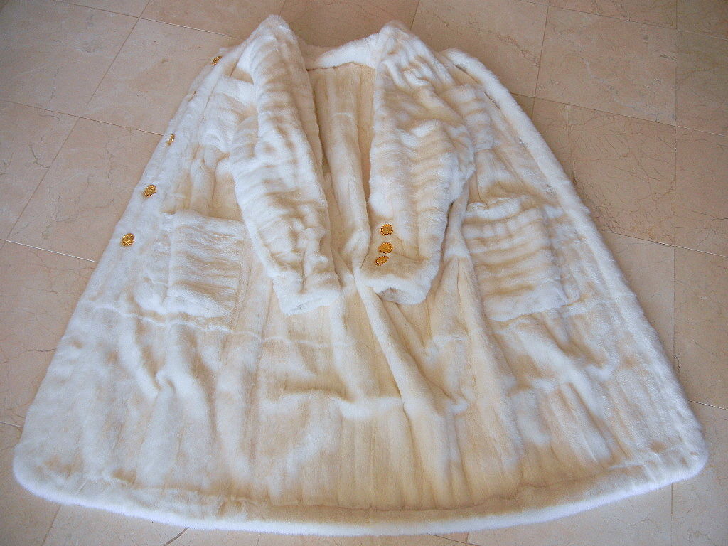 CHANEL rare White RUSSIAN ERMINE Haute Couture Coat