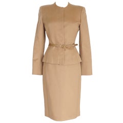 AKRIS Cashmere skirt suit warm camel sleek classic 38 / 6 MINT
