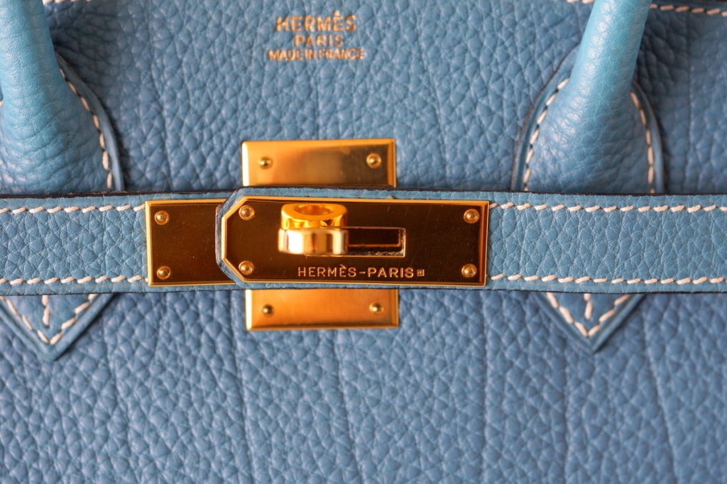 HERMES BIRKIN 30 bag BLUE JEAN Gold hardware rare In Excellent Condition In Miami, FL