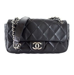 CHANEL bag flap distressed silver hardware distressed patent leather dtls RARE