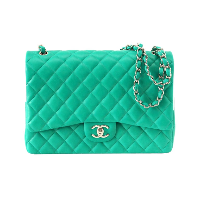 CHANEL bag green maxi lambskin flap sac NWT / box exquisite colour at ...