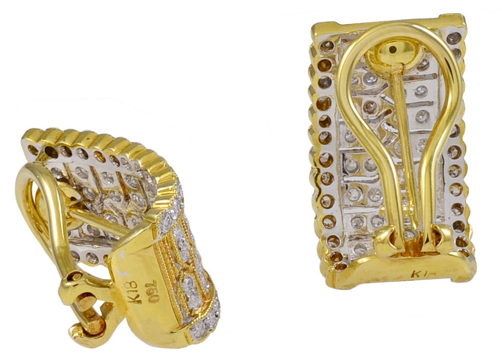 Very attractive diamond hoop earrings. In 18K gold with 2.50cts of shimmering diamonds. 3/4