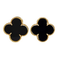 VAN CLEEF & ARPELS "ALHAMBRA" Onyx Earclips