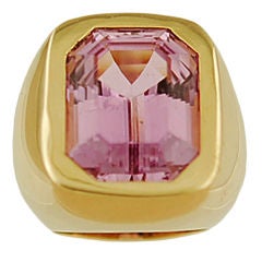 Vintage Very Large and Dramatic Kunzite Ring