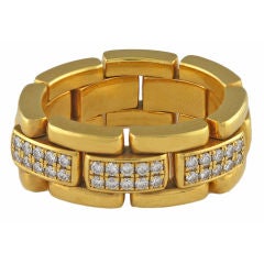 Beautiful 18K Gold and Flexible Ring