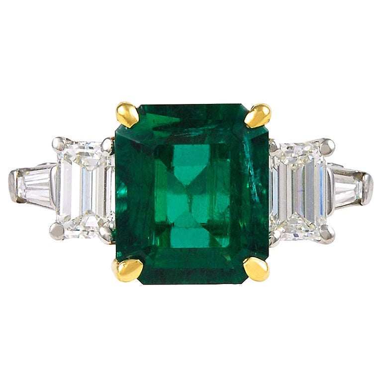 DAVID WEBB Emerald and Diamond Ring at 1stdibs