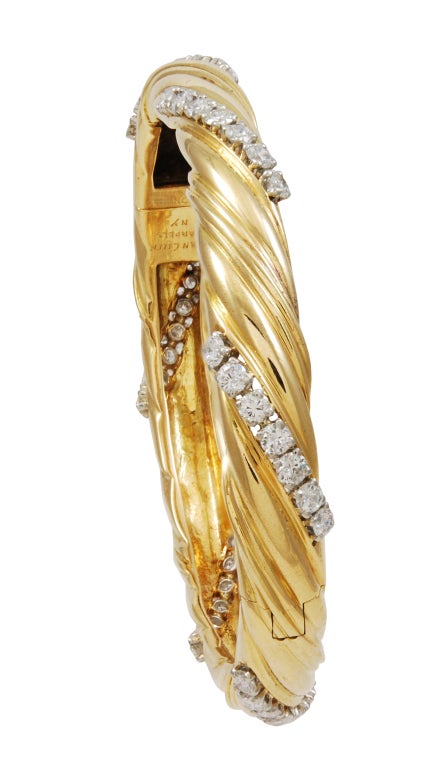 VAN CLEEF & ARPELS Diamond Bangle Bracelet