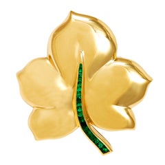 FARAONE Gold and Emerald Leaf Clip