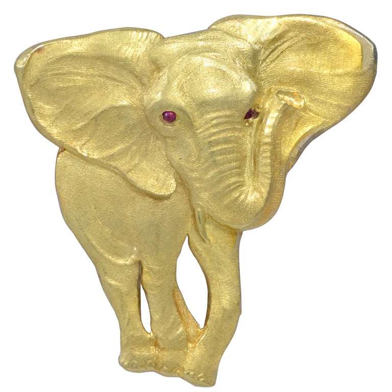 BUCCELLATI  Figural Elephant Brooch