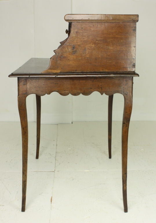 Lovely 18th Century French Provincial Lady's Desk 3