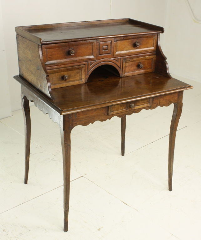 Lovely 18th Century French Provincial Lady's Desk 4