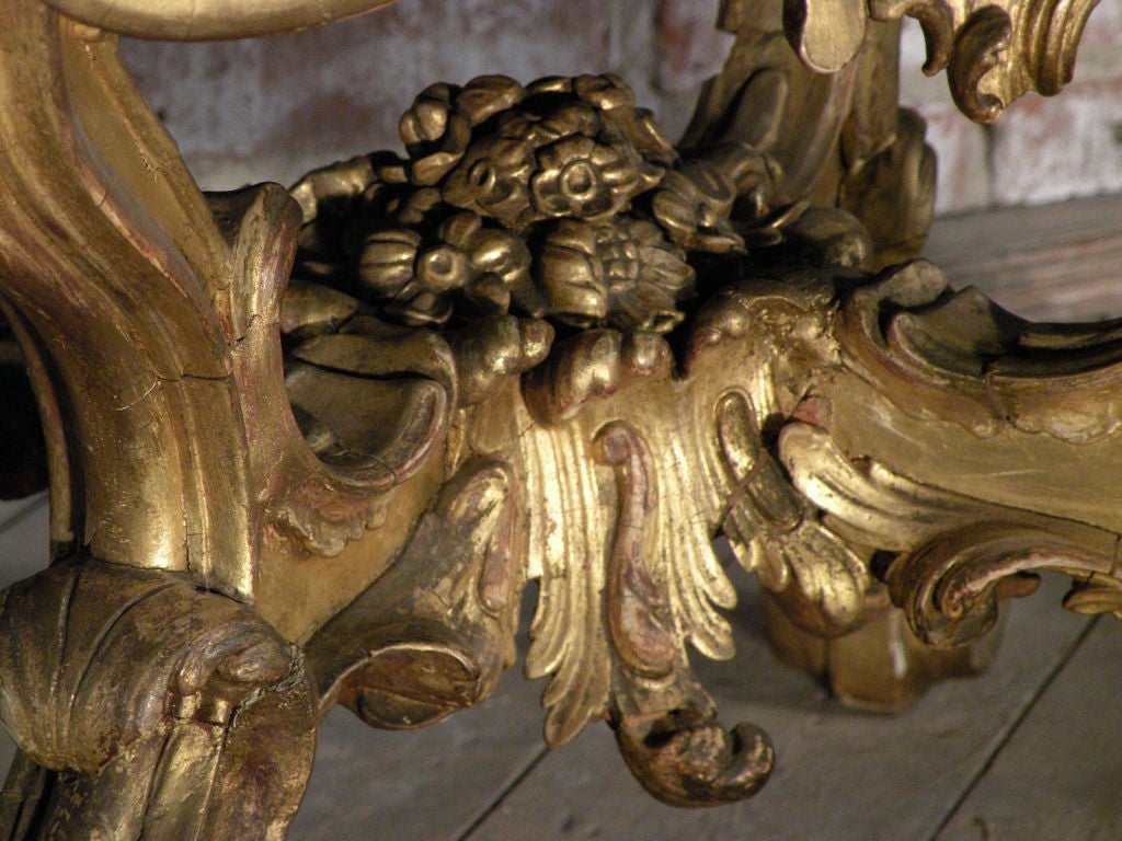 Italian Baroque gilt stool 1