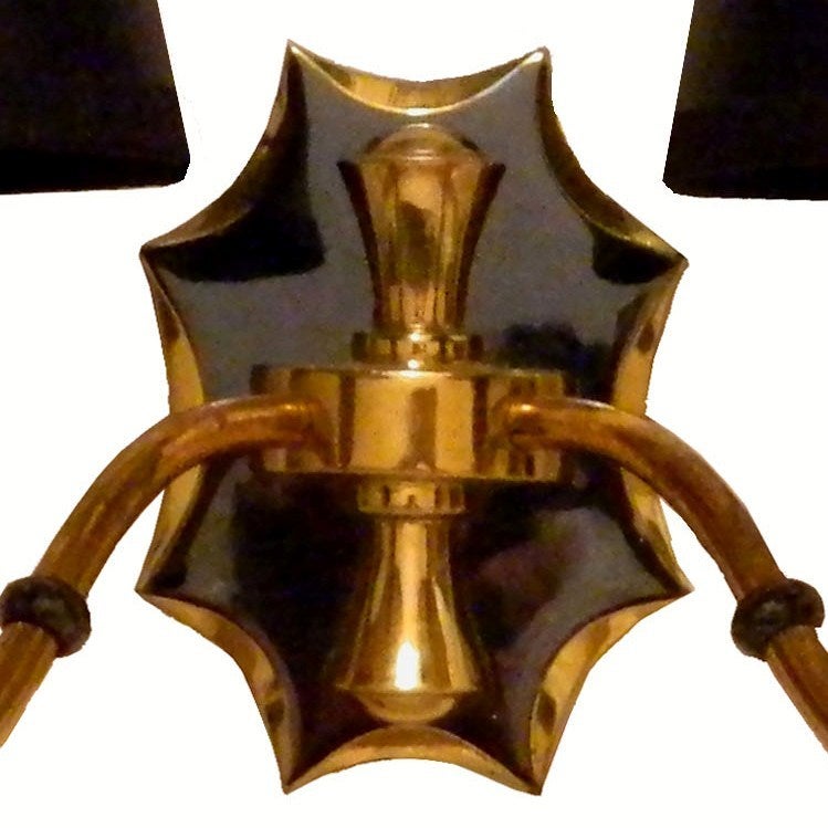 Very elegant pair of wall sconces by Maison JANSEN PARIS FRANCE.
2 patina brass ( gun metal)
Measurements with shade :13