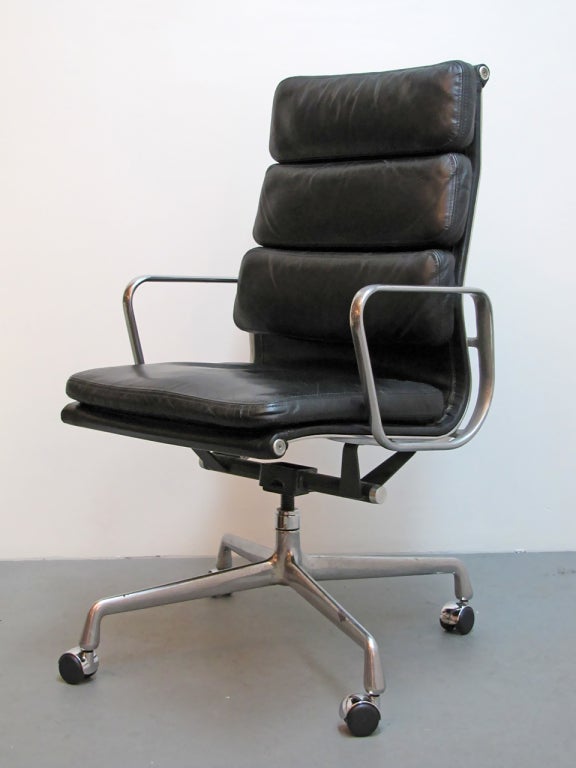 Leather Charles & Ray Eames Soft Pad Executive Desk Chair