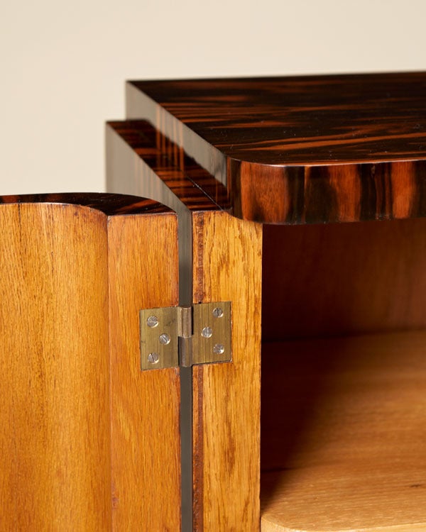 Mid-20th Century Art Deco period display cabinet /buffet from France c. 1940