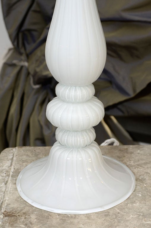 Pair of Elegant Hand Blown White Murano Glass Lamps 3