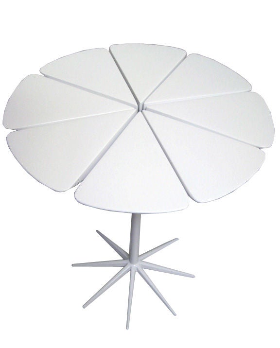 American Vintage Petal Table by Richard Schultz for Knoll For Sale