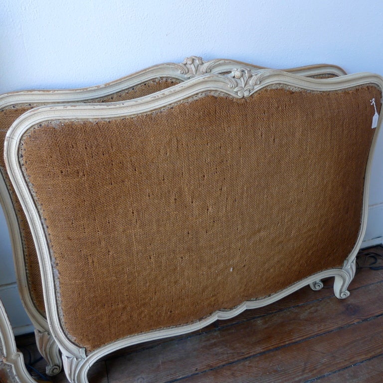 Carved Polychromatic Louis XV Day Bed (upholstery removed) 3
