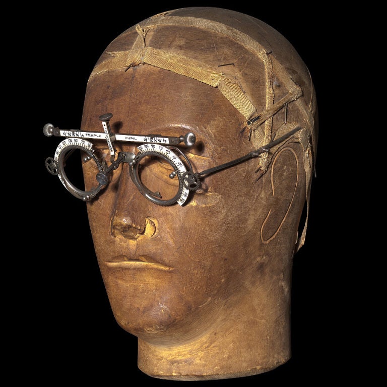 Eyeglass measuring device used by Optometrists to measure your prescription eyewear