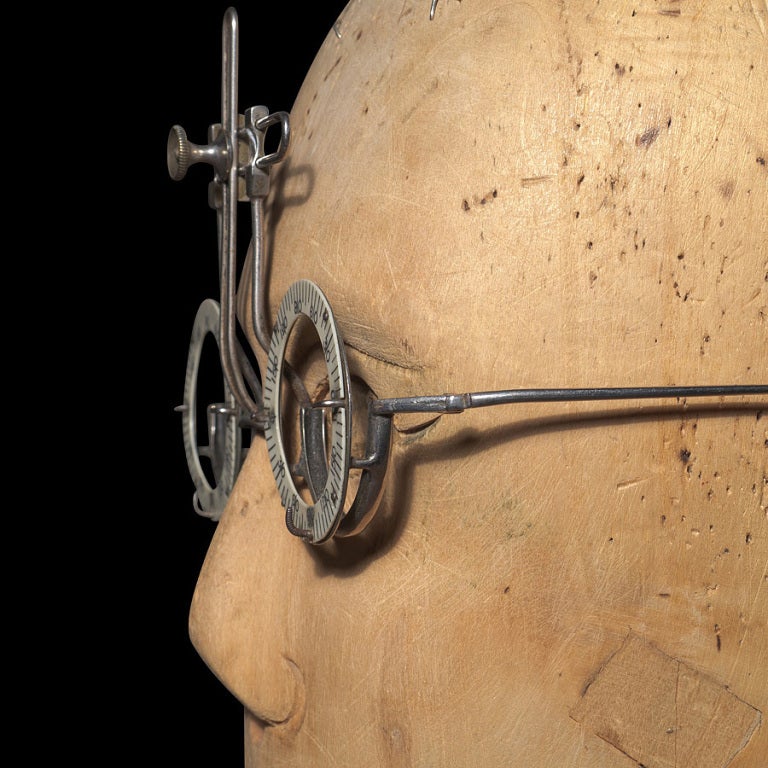 Metal Optometrist's Eyeglass Measuring Device
