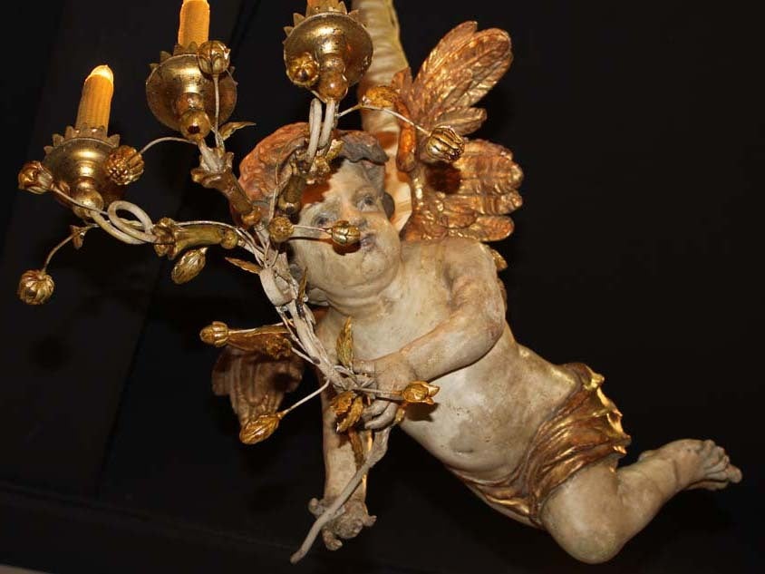 Unusual 18th Century Three-Light Italian Winged Angel Chandelier For Sale 5