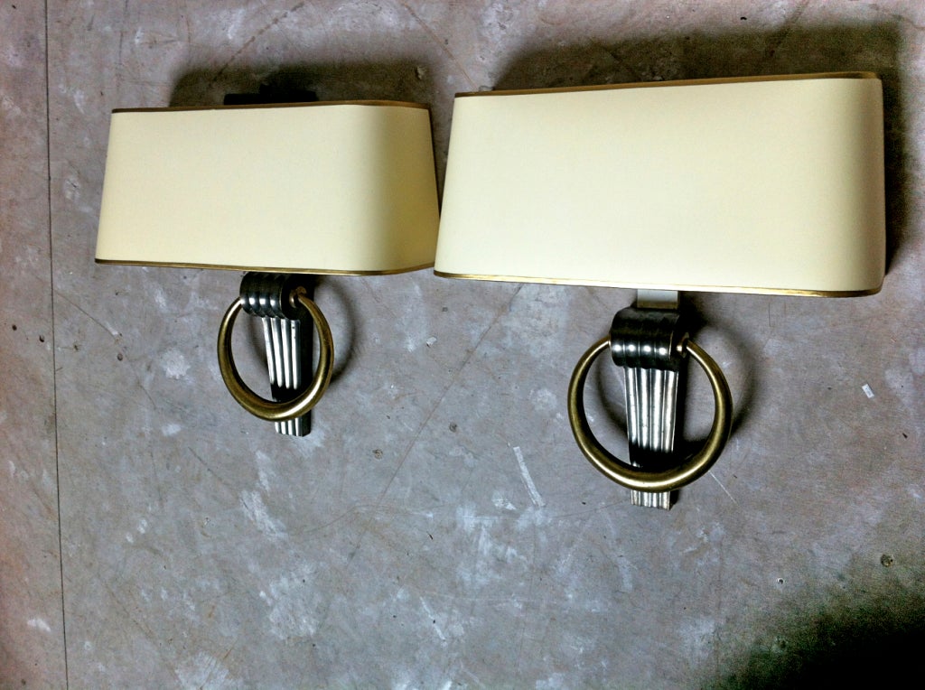 Jean Pascaud Gold Bronze Neoclassic Pair of Sconces In Good Condition For Sale In Paris, ile de france