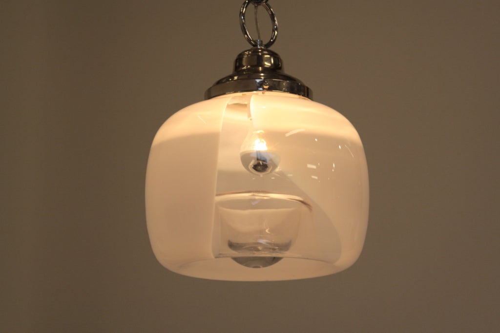 Mid-Century Modern Vistosi Frosted Glass Pendant For Sale 1