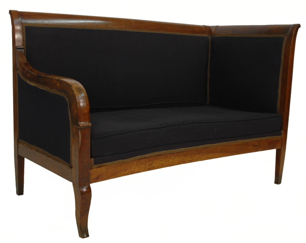 French Empire style banquette upholstred seat and back with continued side arm, early 1800's. Wonderful!
Seat is 16