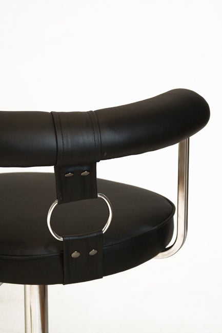 Leather Set of 3 black leather and chrome swivel bar stools