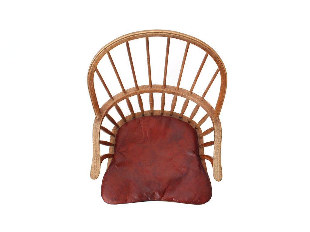 Mid-20th Century 1930s Danish Oak Windsor Chair by Frits Henningsen For Sale