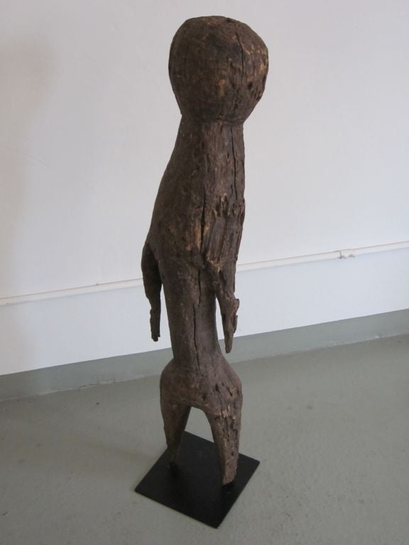 Sculpté à la main Sculpture en bois Aftican sculptée du Togo en vente