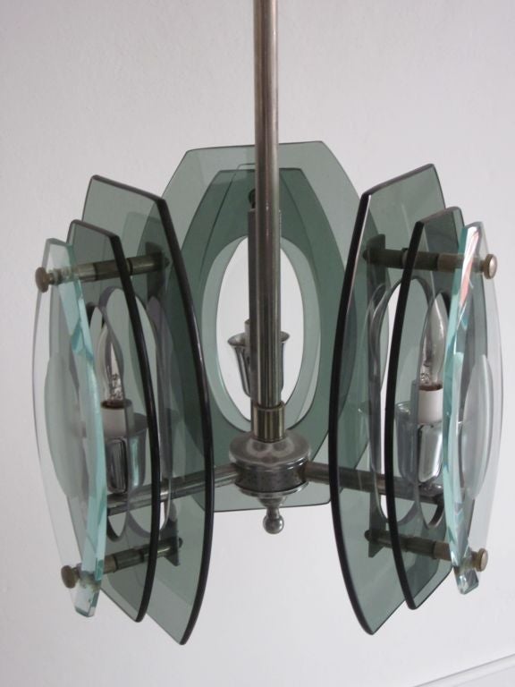 Italienischer Mid-Century-Modern-Glas-Anhänger im Stil von Max Ingrand für Fontana Arte im Zustand „Gut“ im Angebot in New York, NY