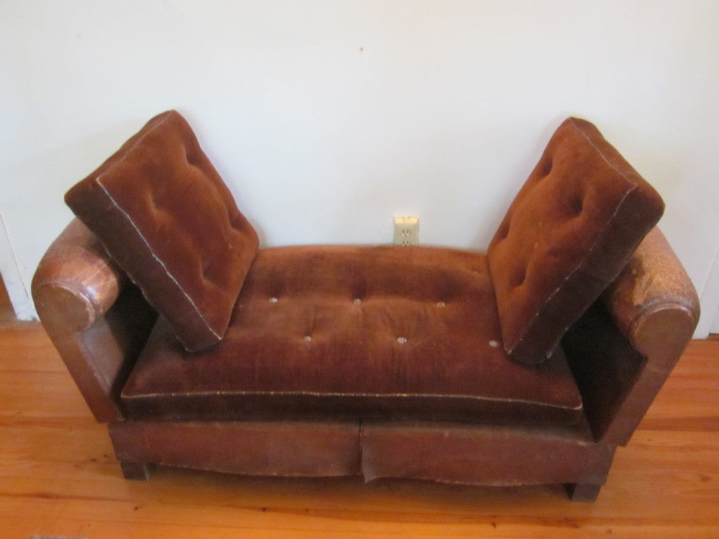 French Art Deco Adjustable Leather Sofa, Settee or Chaise Lounge In Good Condition In New York, NY