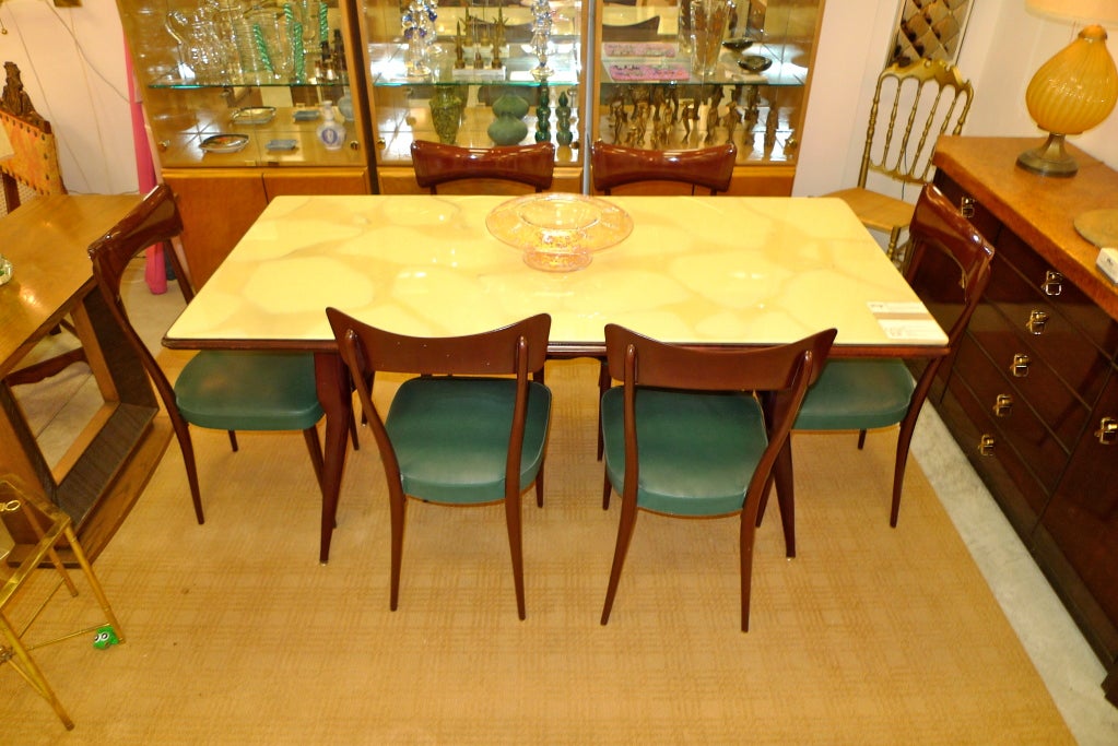 Table de salle à manger Palisander Vittorio Dassi avec plateau en verre marbré Bon état - En vente à Hanover, MA