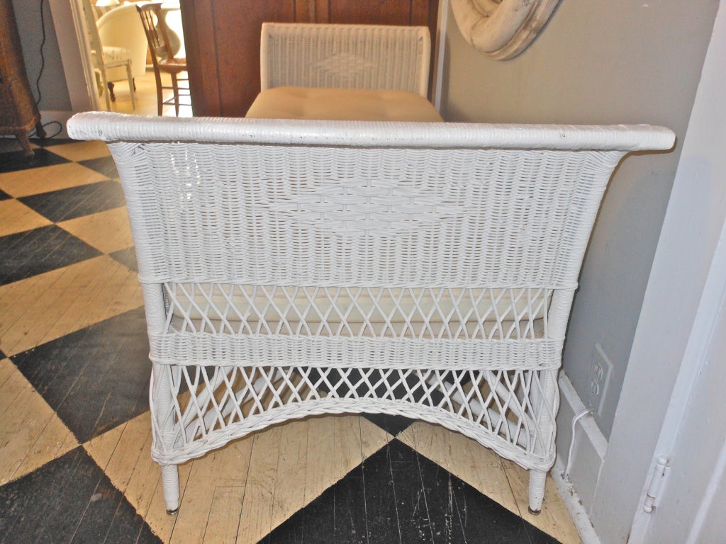 American Wicker Day Bed