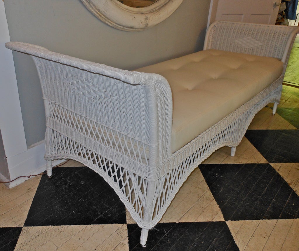 20th Century Wicker Day Bed