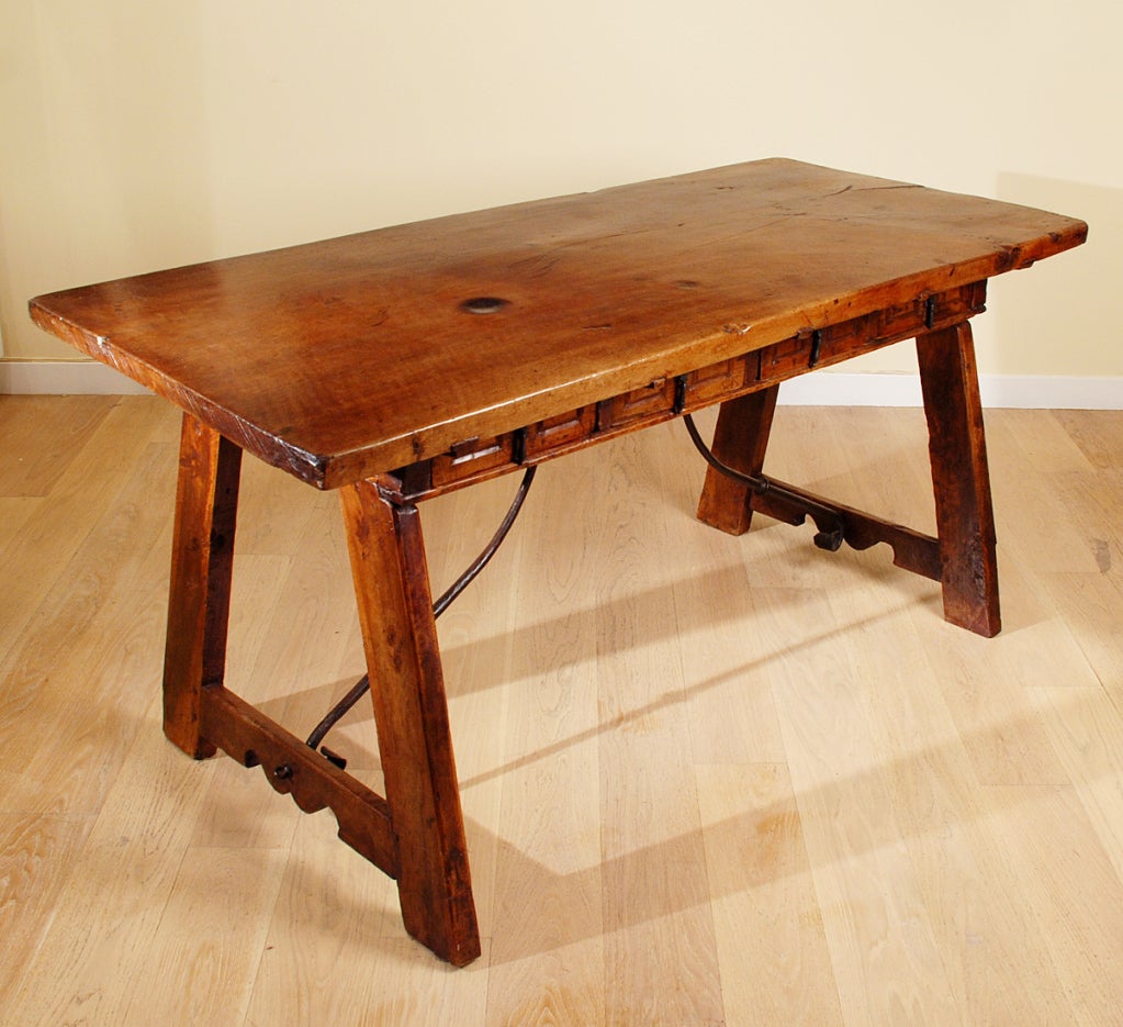 Superb Early 18th Century Spanish Baroque Period Walnut Table