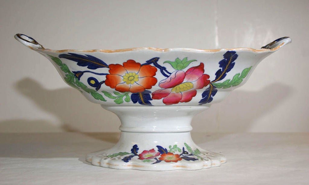 A PAIR OF IRONSTONE COMPOTES. ENGLISH, CIRCA 1850 For Sale 2