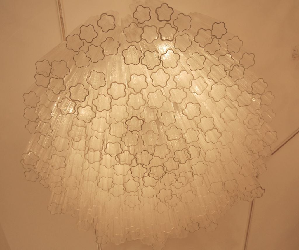 Venini Large Tubular Clear Glass Chandelier In Excellent Condition For Sale In New York, NY