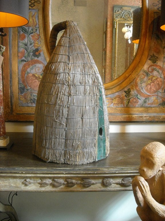 Handcrafted Thatched Beehive im Angebot 1
