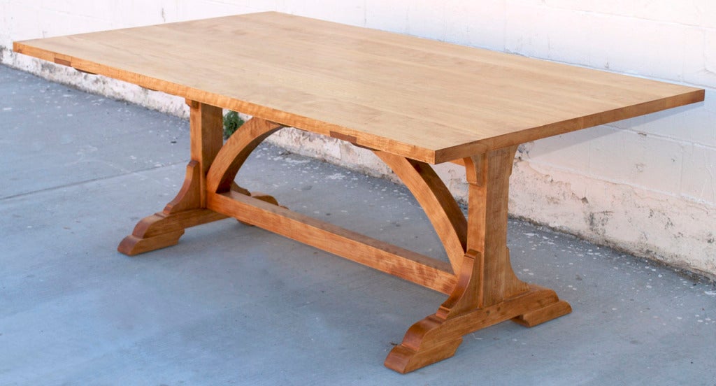 This table is inspired by a Swedish country table from the mid-19th century. As it is shown here, it is made in flame birch, hand planed and assembled with two extension leaves (90
