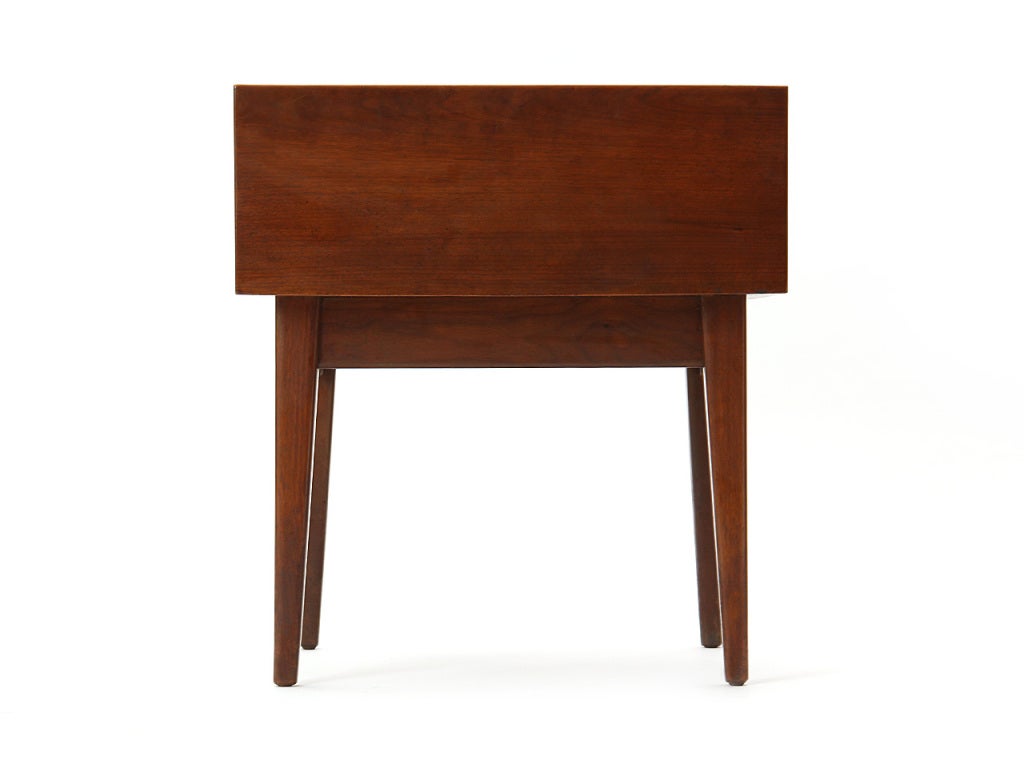 end table by Jens Risom In Good Condition In Sagaponack, NY