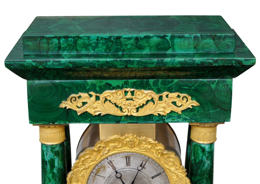 French Empire Columned Malachite Mantel Clock, with Ormolu, 19th century For Sale 5