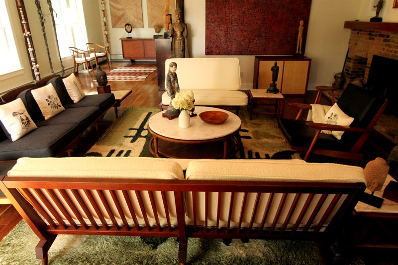 Walnut armless settee sofa with cushions George Nakashima 6