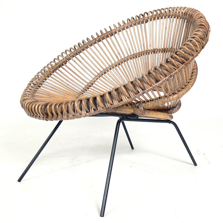 Sculptural Italian Modern Rattan Scoop Chair 3