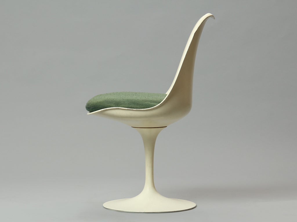 American Dining Set by Eero Saarinen for Knoll For Sale