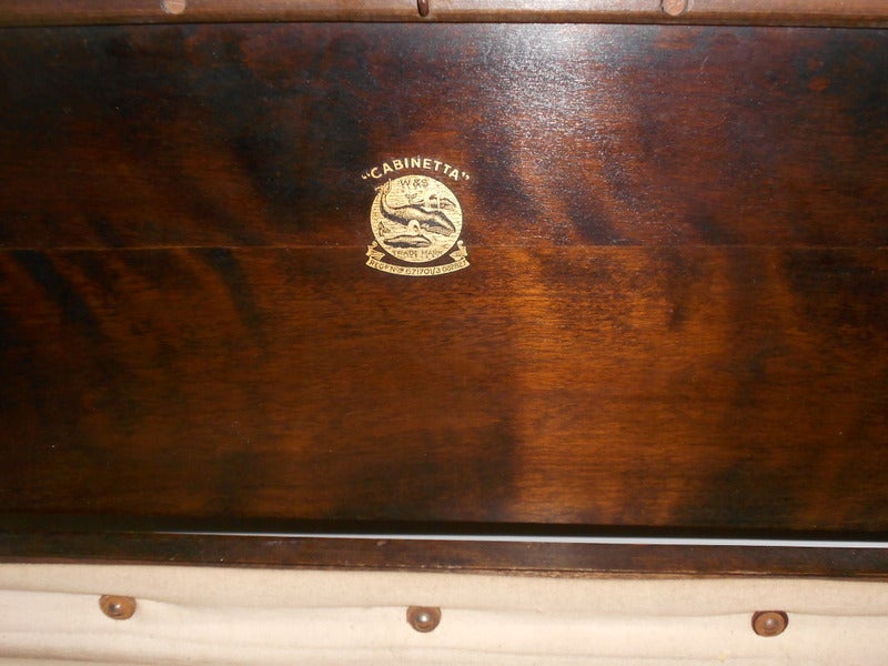 Mahogany British Officers 