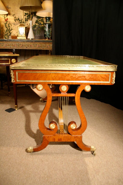 Exceptional Regency Partridgewood Writing Table. Circa 1810 1
