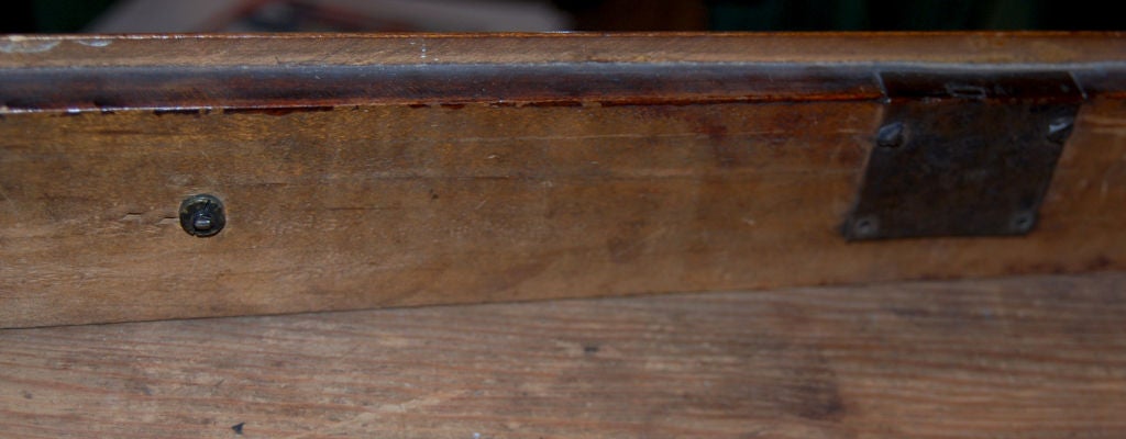 Amerikanischer Chippendale-Ahorn-Schreibtisch mit schräger Front im Zustand „Gut“ im Angebot in Sheffield, MA